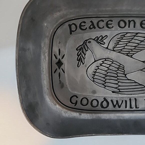 Vintage Pewter Bread Tray Dove Wilton Armetale Peace on Earth Goodwill to All - Picture 8 of 15